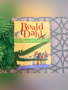 10/$25 • The Enormous Crocodile Roald Dahl‎ Paperback